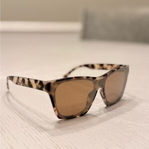 Vince Camuto Brown Patterned Sunglasses